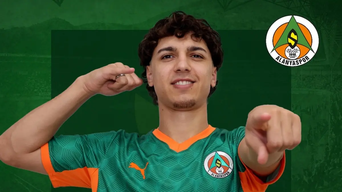 Eski Fenerbahçeli Emre Demir 3 Yıllığına Alanyaspor'da!